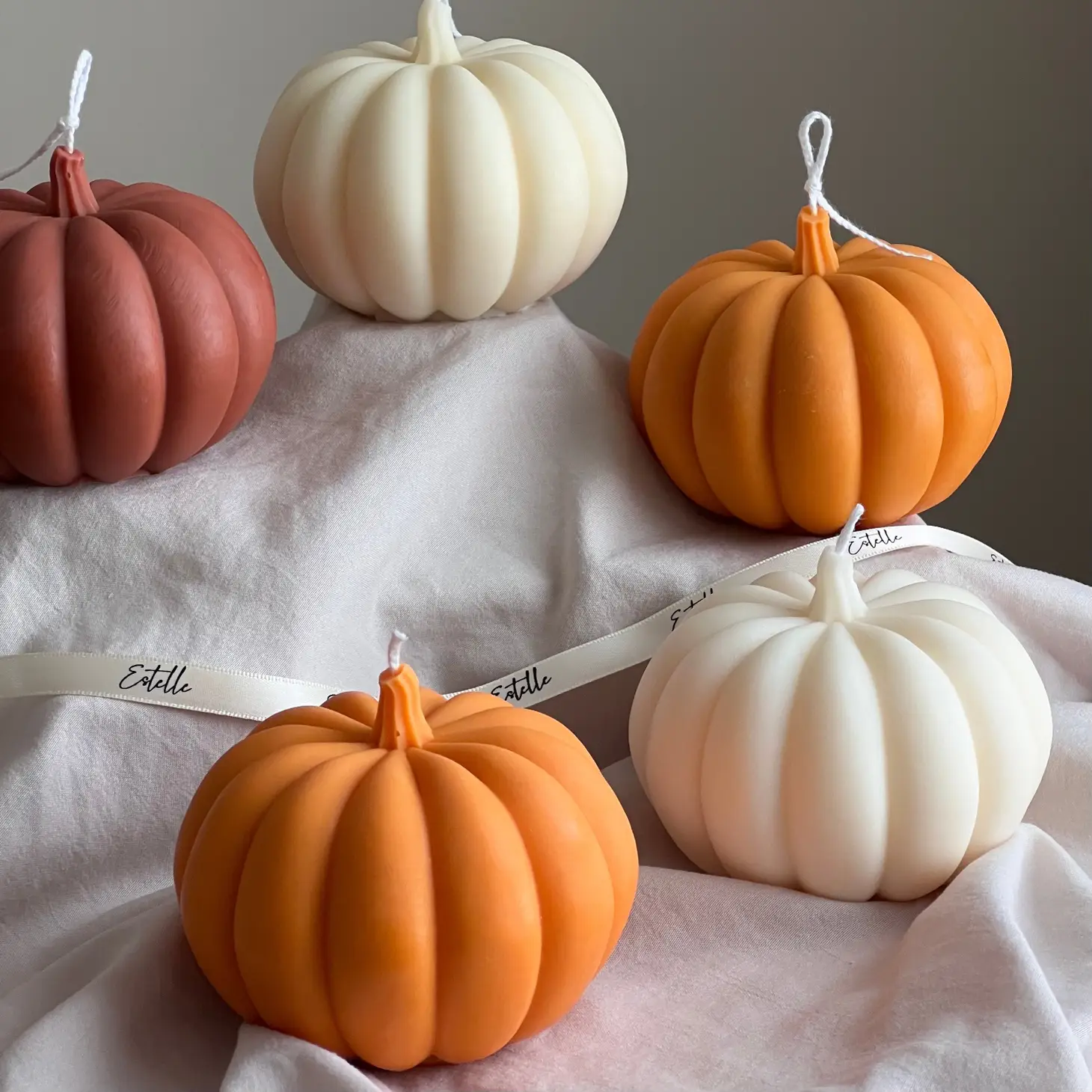 Pumpkin Candle,  White, Pumpkin and Caramel, Large - Image 2